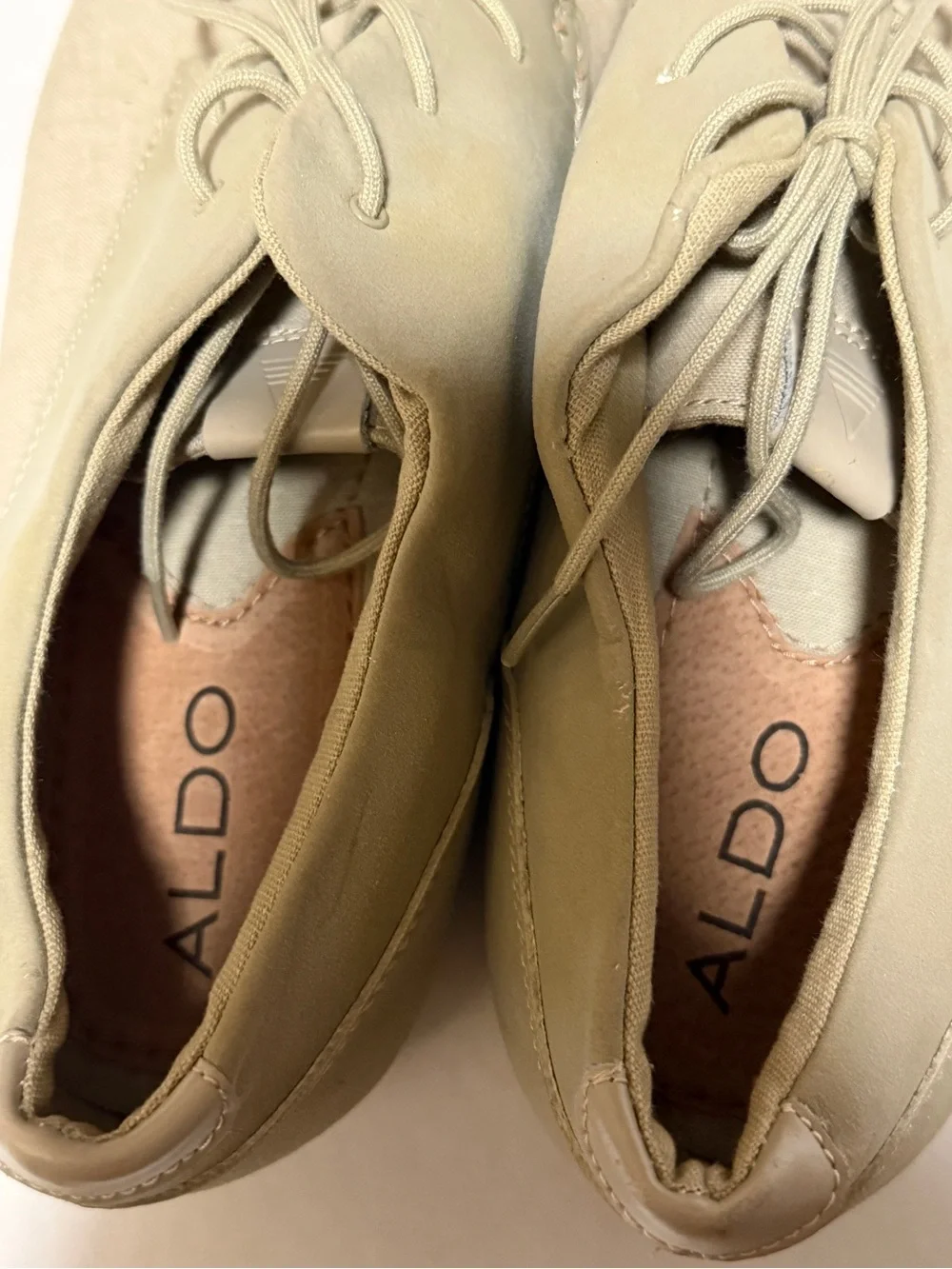 Aldo lace up